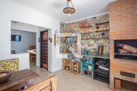 Casa à venda com 249m², 4 quartos e 4 vagas Casa à venda com 249m², 4 quartos e 4 vagasEspaço Gourmet