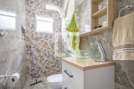 Casa à venda com 249m², 4 quartos e 4 vagas Casa à venda com 249m², 4 quartos e 4 vagasBanheiro 1