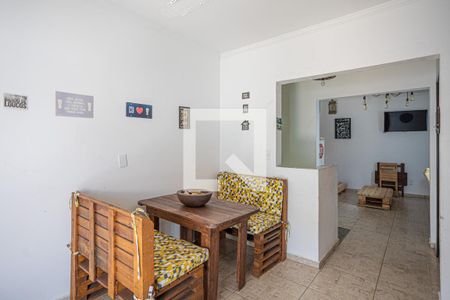 Casa à venda com 249m², 4 quartos e 4 vagas Casa à venda com 249m², 4 quartos e 4 vagasEspaço Gourmet