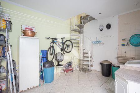 Casa à venda com 249m², 4 quartos e 4 vagas Casa à venda com 249m², 4 quartos e 4 vagasÁrea de Serviço