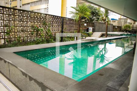 Apartamento à venda com 48m², 1 quarto e 1 vagaÁrea comum - Piscina