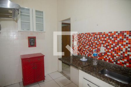 Apartamento para alugar com 83m², 2 quartos e sem vagaCozinha