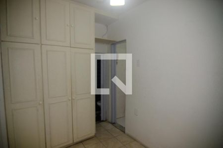 Apartamento para alugar com 83m², 2 quartos e sem vagaQuarto de Serviço