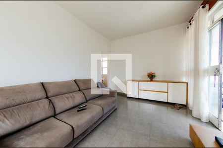 Sala de casa à venda com 2 quartos, 200m² em Alto Caiçaras, Belo Horizonte