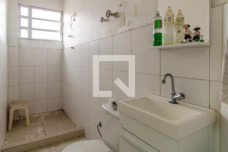 Banheiro de kitnet/studio para alugar com 1 quarto, 40m² em Centro Histórico de São Paulo, São Paulo