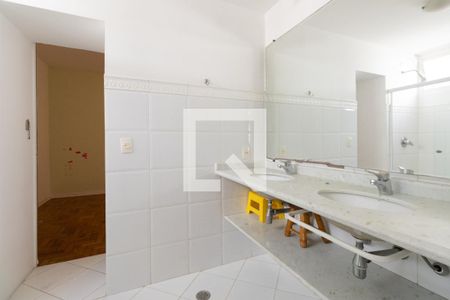 Apartamento à venda com 89m², 2 quartos e 1 vagaBanheiro da suítes 