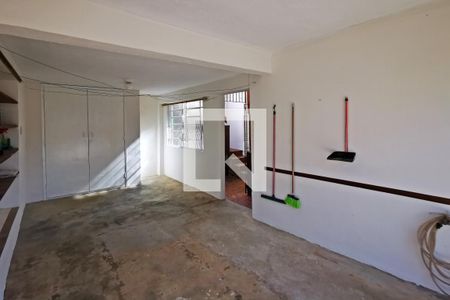 Casa à venda com 110m², 2 quartos e 1 vaga