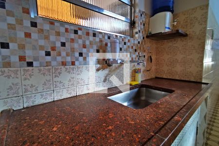 Casa à venda com 110m², 2 quartos e 1 vaga Casa à venda com 110m², 2 quartos e 1 vagaCozinha