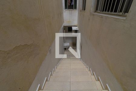 Casa para alugar com 1 quarto, 35m² em Jardim Santa Rosa, Taboão da Serra