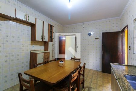 Casa para alugar com 250m², 4 quartos e 3 vagasCozinha