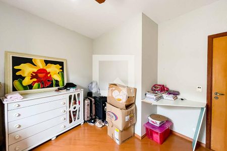 Casa à venda com 160m², 3 quartos e 3 vagas Casa à venda com 160m², 3 quartos e 3 vagasQuarto 3