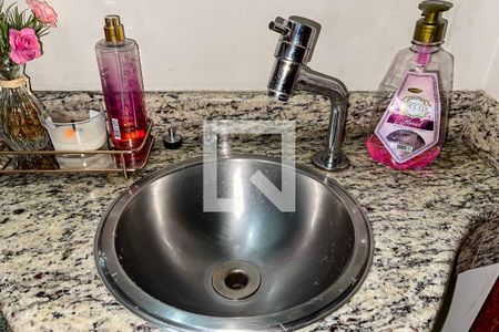 Casa à venda com 160m², 3 quartos e 3 vagas Casa à venda com 160m², 3 quartos e 3 vagasLavabo