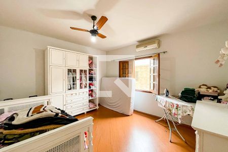 Casa à venda com 160m², 3 quartos e 3 vagas Casa à venda com 160m², 3 quartos e 3 vagasQuarto 2