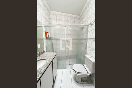 Casa à venda com 160m², 3 quartos e 3 vagas Casa à venda com 160m², 3 quartos e 3 vagasBanheiro