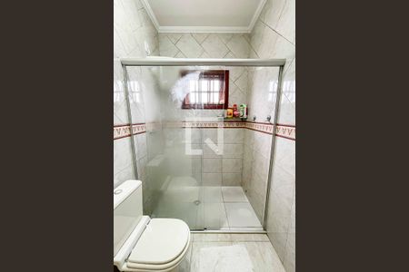 Casa à venda com 160m², 3 quartos e 3 vagas Casa à venda com 160m², 3 quartos e 3 vagasBanheiro do quarto 1