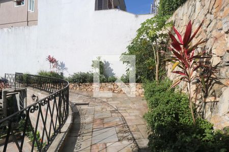 Casa à venda com 390m², 5 quartos e 7 vagasTerraço