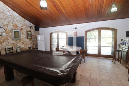 Casa à venda com 390m², 5 quartos e 7 vagasSala de Jogos