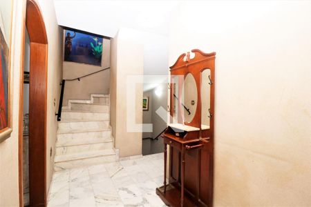 Casa à venda com 390m², 5 quartos e 7 vagasHall de entrada