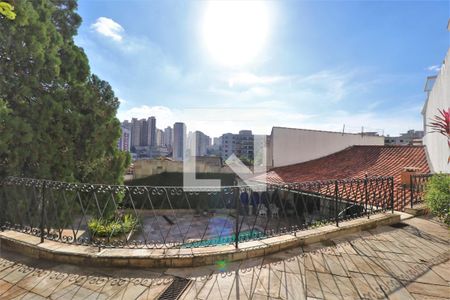 Casa à venda com 390m², 5 quartos e 7 vagasTerraço