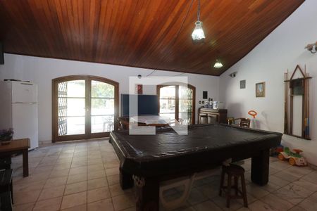 Casa à venda com 390m², 5 quartos e 7 vagasSala de Jogos