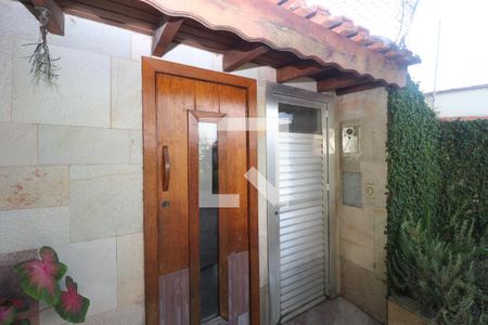 Casa à venda com 390m², 5 quartos e 7 vagasSauna seca e a vapor