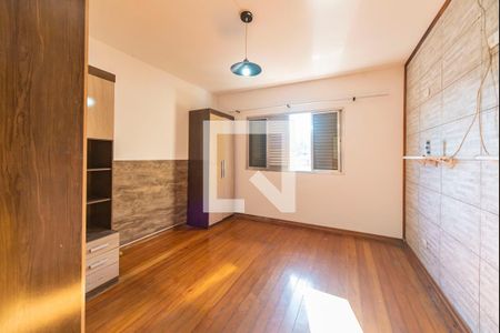 Quarto 1 de casa para alugar com 2 quartos, 120m² em Condomínio Maracanã, Santo André