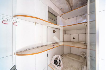 Casa à venda com 120m², 2 quartos e 1 vagaDespensa