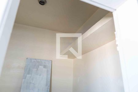 Apartamento à venda com 81m², 2 quartos e sem vagaQuarto de Serviço