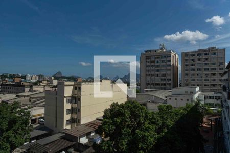 Vista da Sala de apartamento à venda com 2 quartos, 81m² em Centro, Niterói