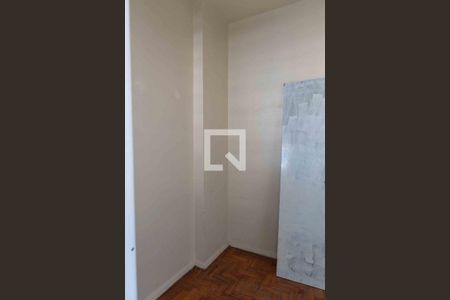 Apartamento à venda com 81m², 2 quartos e sem vagaQuarto de Serviço