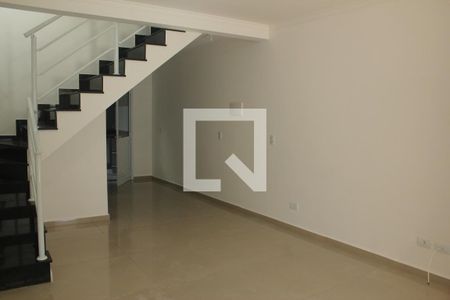 Sala de casa para alugar com 3 quartos, 95m² em Jardim Alzira, São Paulo