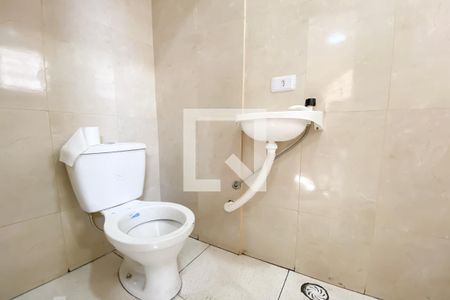 Banheiro de casa para alugar com 2 quartos, 65m² em Bela Vista, Osasco