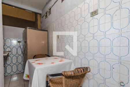 Cozinha de apartamento para alugar com 1 quarto, 30m² em Vila Martins, Mogi das Cruzes