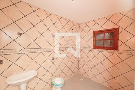 Casa à venda com 212m², 5 quartos e 3 vagasBanheiro 1