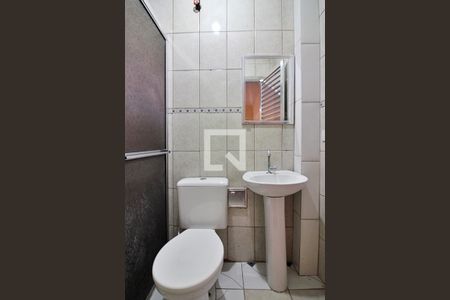 Banheiro de casa para alugar com 1 quarto, 30m² em Bairro dos Casa, São Bernardo do Campo