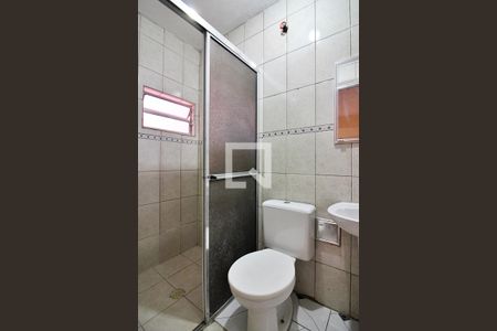 Banheiro de casa para alugar com 1 quarto, 30m² em Bairro dos Casa, São Bernardo do Campo