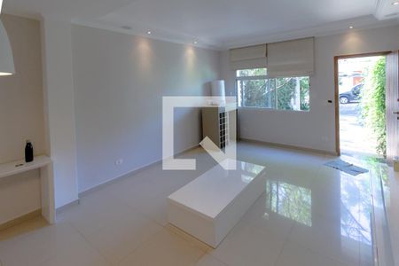 Sala de casa à venda com 3 quartos, 170m² em Indianópolis, São Paulo