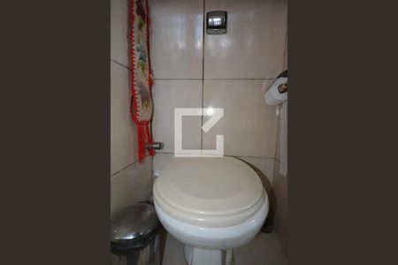 Casa para alugar com 200m², 2 quartos e 2 vagasBanheiro