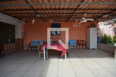 Casa para alugar com 200m², 2 quartos e 2 vagasÁrea  Aberta