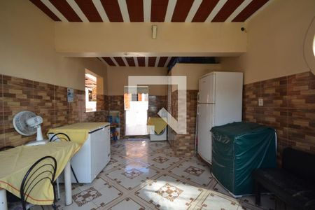 Casa para alugar com 200m², 2 quartos e 2 vagasVaranda goumert