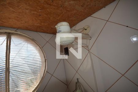 Casa para alugar com 200m², 2 quartos e 2 vagasBanheiro de serviço