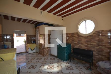 Casa para alugar com 200m², 2 quartos e 2 vagasVaranda goumert