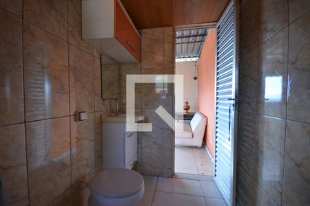 Casa para alugar com 200m², 2 quartos e 2 vagasBanheiro do Terraço