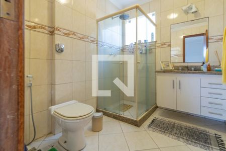 Casa de condomínio à venda com 302m², 5 quartos e 4 vagas Casa de condomínio à venda com 302m², 5 quartos e 4 vagasBanheiro Social 1