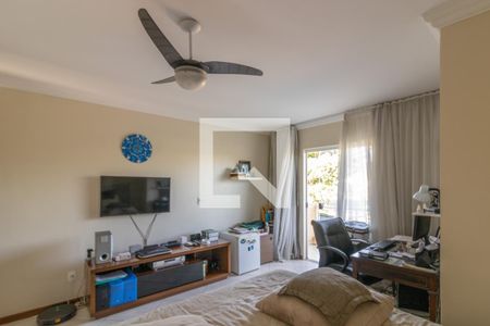 Casa de condomínio à venda com 302m², 5 quartos e 4 vagas Casa de condomínio à venda com 302m², 5 quartos e 4 vagasSuíte 1