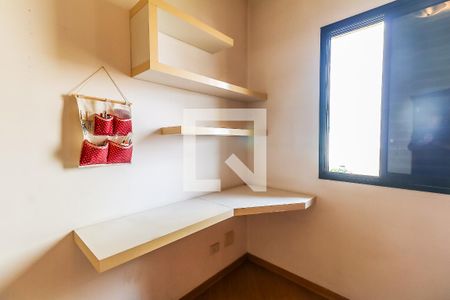 Apartamento à venda com 116m², 3 quartos e 2 vagas Apartamento à venda com 116m², 3 quartos e 2 vagasQuarto 2