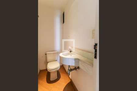 Apartamento à venda com 116m², 3 quartos e 2 vagas Apartamento à venda com 116m², 3 quartos e 2 vagasLavabo