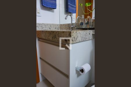 Apartamento à venda com 72m², 2 quartos e 2 vagasBanheiro