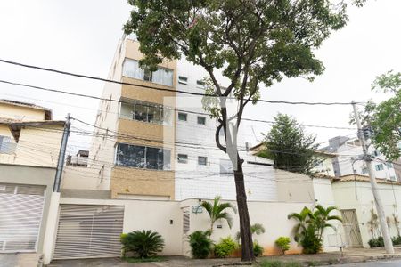 Apartamento à venda com 72m², 2 quartos e 2 vagasFachada
