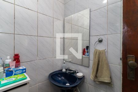 Casa à venda com 360m², 4 quartos e 7 vagas Casa à venda com 360m², 4 quartos e 7 vagasBanheiro 3